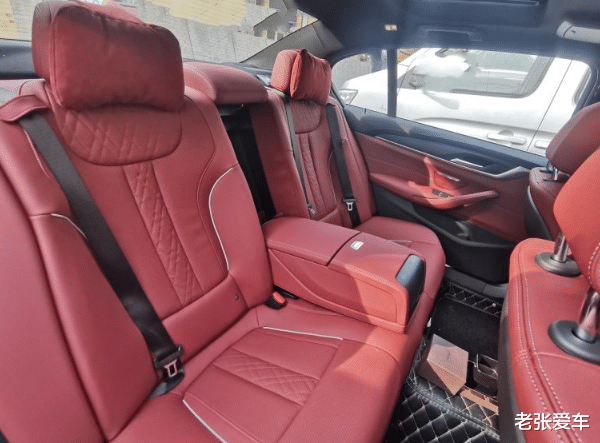 宝马5系|开出去比奥迪A6L有面子，车长5米1，如今连跌了7万，迷倒一片