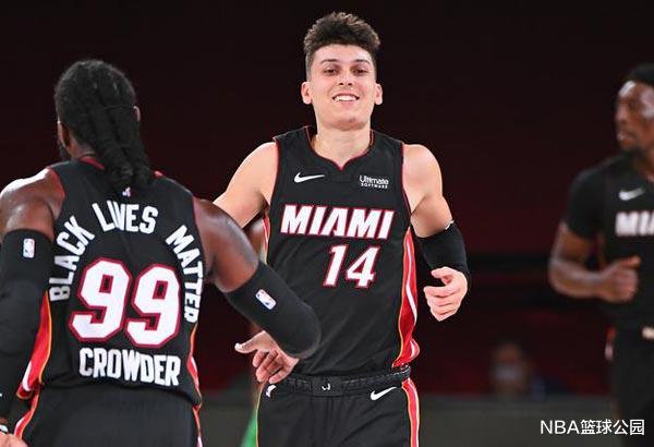 巴特勒|21投37分!登顶历史第一,让巴特勒俯首称臣,此人究竟有多强?