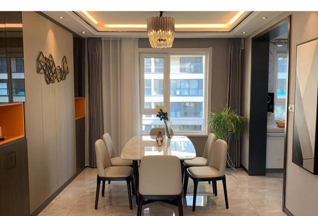 |晒晒2020年流行的现代轻奢，不简单的装修，进门就被客厅迷住了！