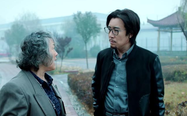 草莓都不甜了 《巡回检察组》:六个母亲5个“可怜人”,为何宋丽敏不值得同情