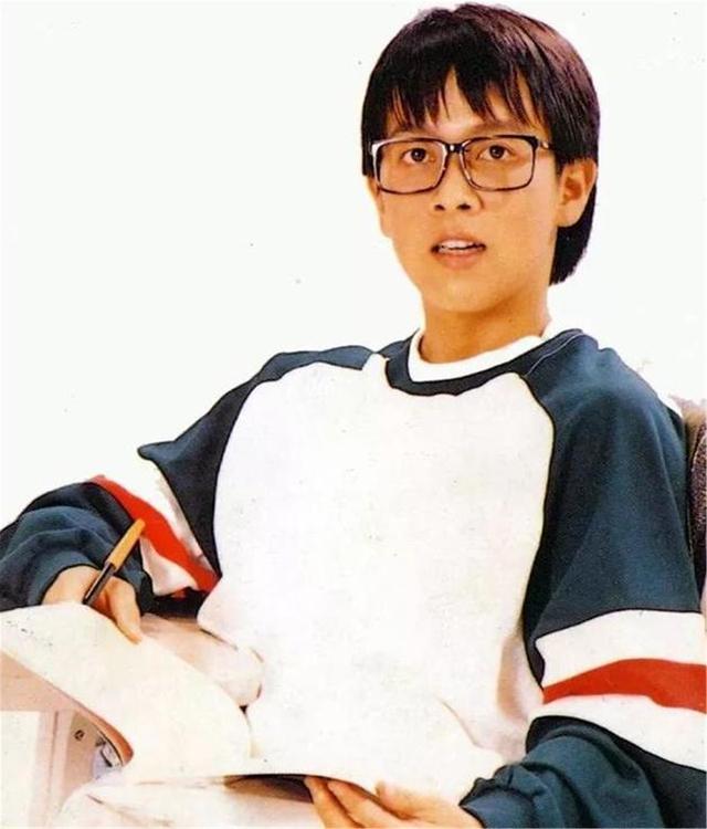 张雨生|张雨生31岁车祸去世，妹妹15岁意外身亡，徒弟成乐坛天后