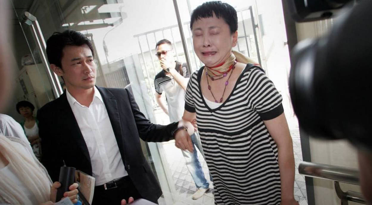 韩红|他捧红了那英韩红，却入狱15年病死在狱中，妻子为他一生不嫁