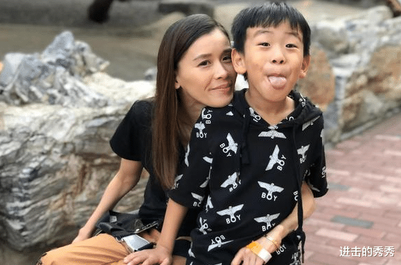 刘嘉玲|瘫痪20载桑兰近况：和老公身价上亿，瘦成“皮包骨”让人心疼