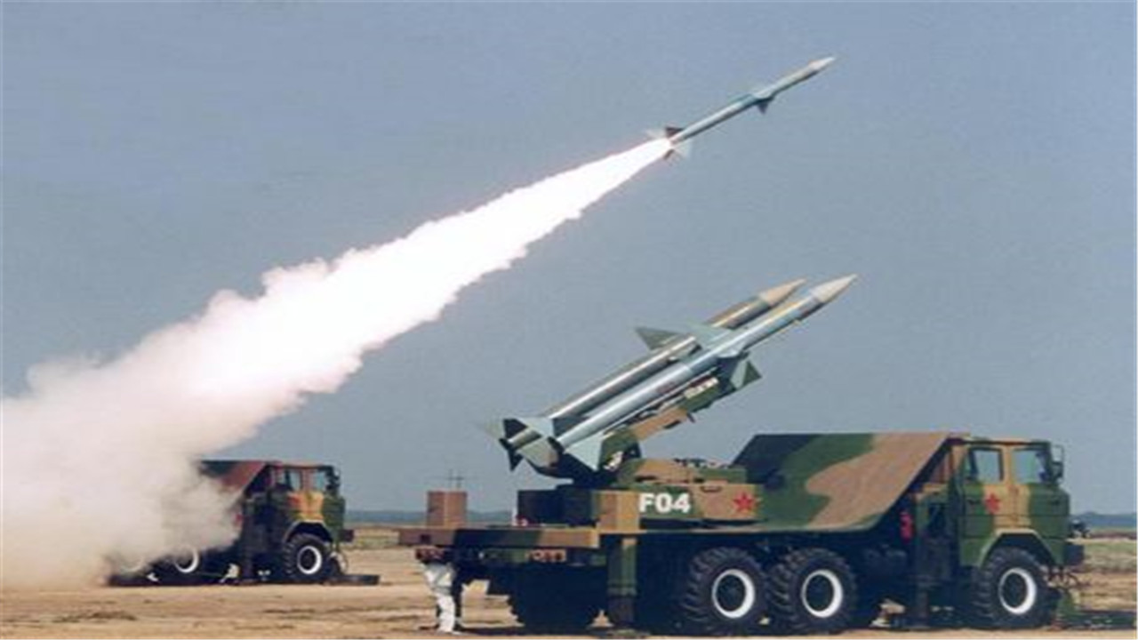 「沙特阿拉伯」购35亿中国武器，吓退百万大军，“土豪军”终于也霸气了一回！