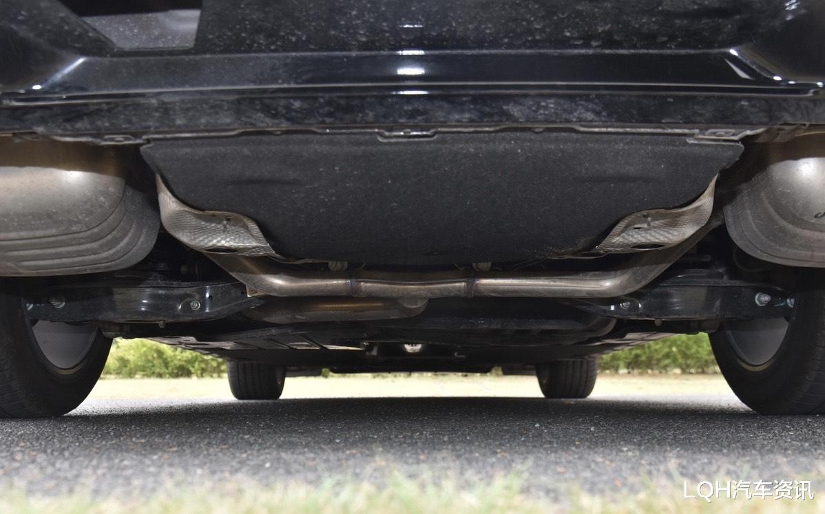 大众迈腾|8月大众迈腾销量暴涨,稳居第二,而雅阁、凯美瑞销量直线下滑