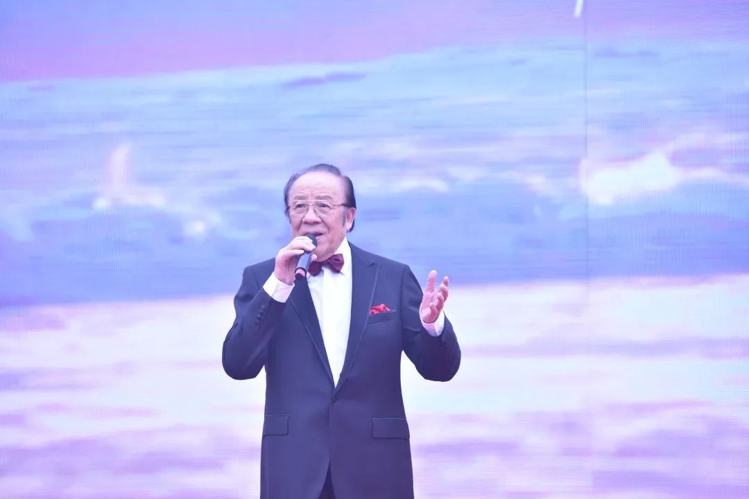 古镇|开 街 啦！