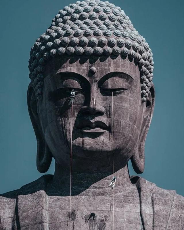 「」这些巨物，会令我们从心里感到恐惧