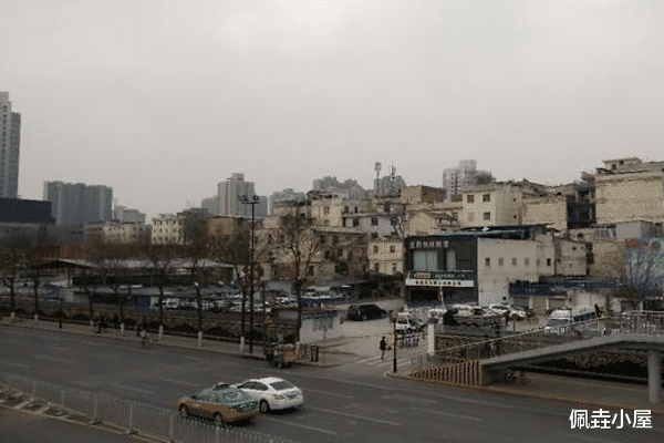 梯田|西安的城中村：曾经是受年轻人“欢迎”的地方，现在终于迎来终点