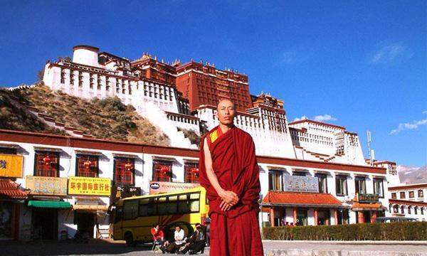 西藏|如果可以我想去西藏旅行，一个人一辈子一定要去的地方