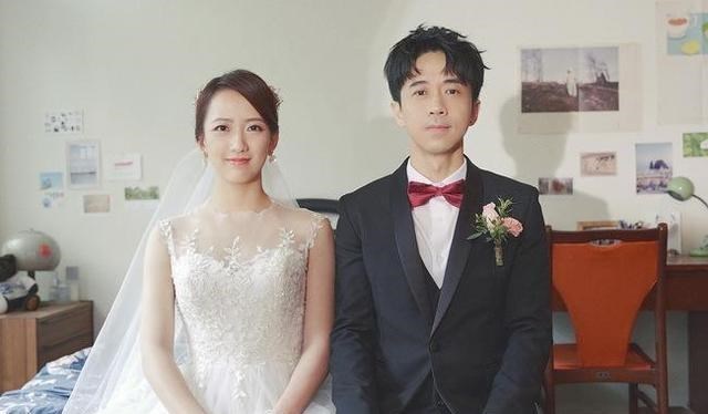 光良：歌手光良官宣结婚，看到新娘照片后，网友们哭笑不得