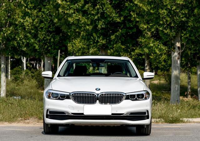 宝马5系■43万怎样选车？奔驰E级和宝马5系谁档次高？听完领悟了