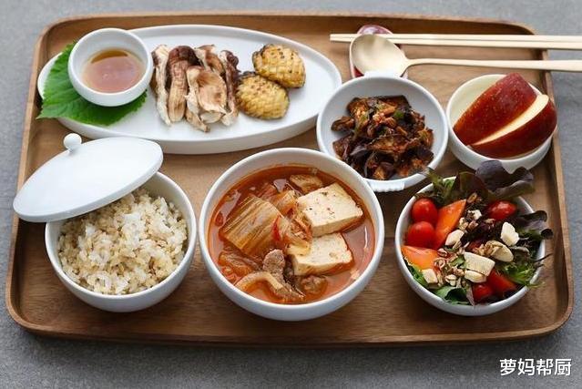 米饭|韩国媳妇嫁到中国，为丈夫做一日三餐，天天这样吃谁受得了啊！