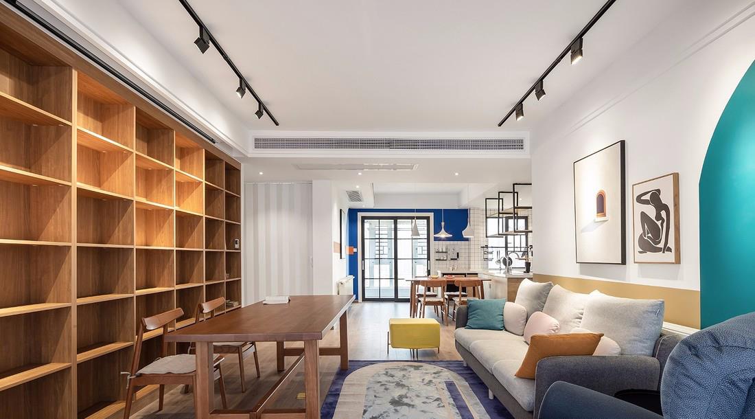 |越来越多人选择打通厨房，不做电视墙，学他家这么装，太有品味了