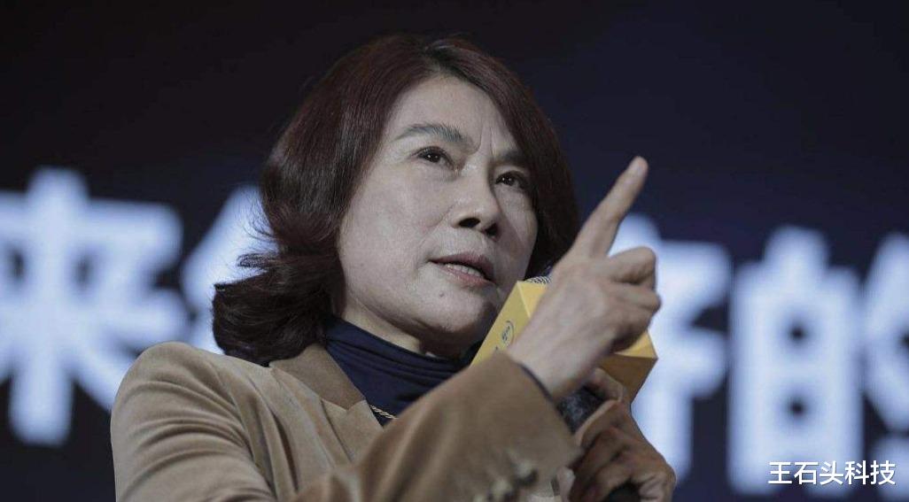 『董明珠』他用“烂摊子”套走董明珠26亿，带钱逃往美国后，现在怎样了？