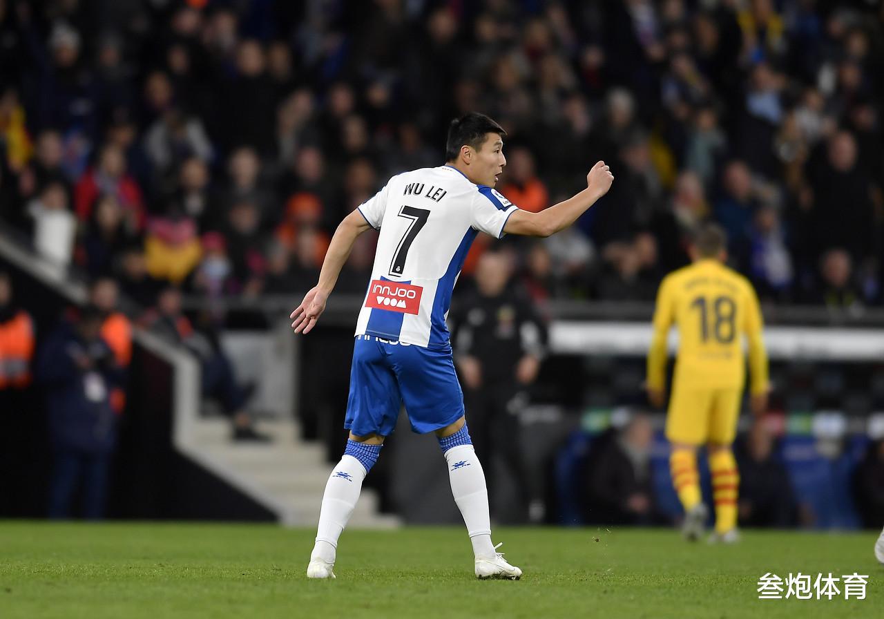 【武磊】真痛快！武磊世界级跑位造红牌+单刀破门，一场比赛击碎亚足联争议