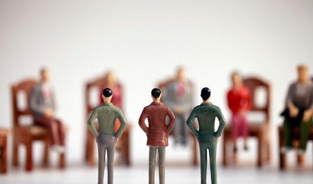 延迟退休@延迟退休2020年消息，实施后，这两类人最吃亏？