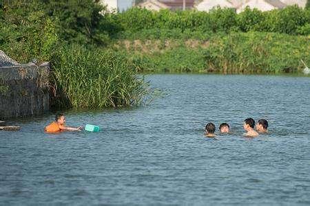 白鲸新视点|又是3条人命！西安4名小学生违规野泳，只有一个人活着上了岸