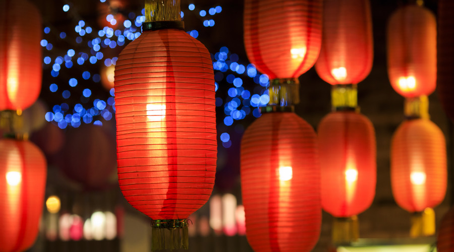 狮子座|恭喜！10月末事业一路高歌，运势飞升，收入连连上涨的属相