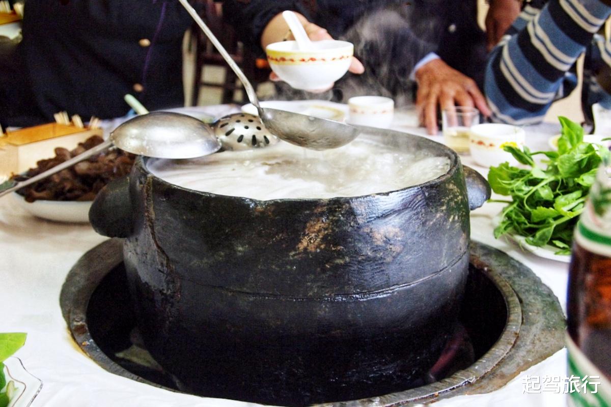 墨脱|自驾游中国最美景观大道遇泥石流,吃鲁朗小镇一只鸡,花了780元