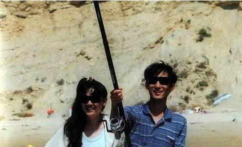 「王姬」女演员王姬一双儿女：女儿29岁闭月羞花，儿子27岁智商却只有4岁