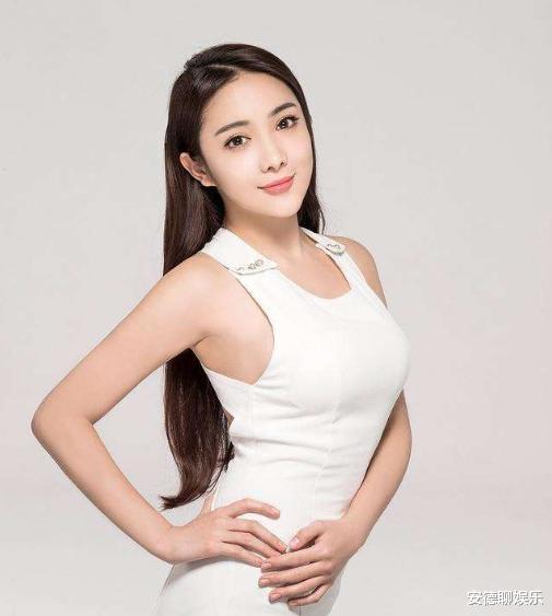 『赵本山』被称“赵本山最美女徒弟”，衣不遮体坠楼身亡，父母与其男友和解