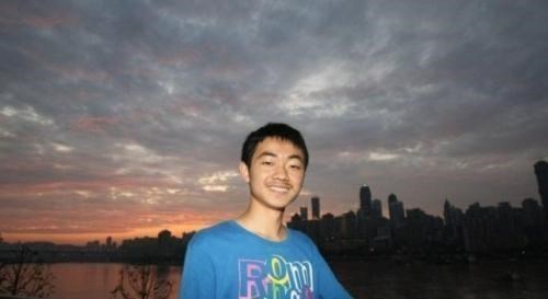 孙涛|他是重庆高考状元，家境贫寒，得知他中了状元，老师都感动哭了