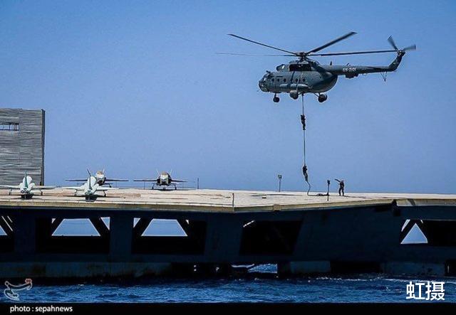 张颂文|演习太儿戏！特种兵突袭航母，竟大摇大摆索降，电影都不敢这么拍