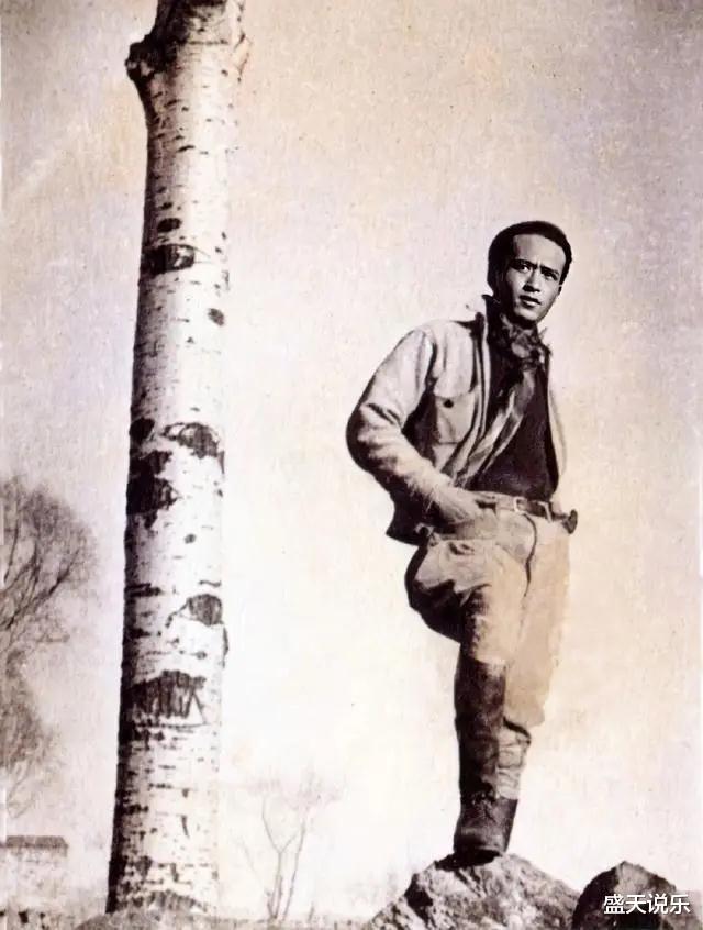 田壮壮|1978年,导演田壮壮在考场荧幕上,看见了去世4年的父亲田方