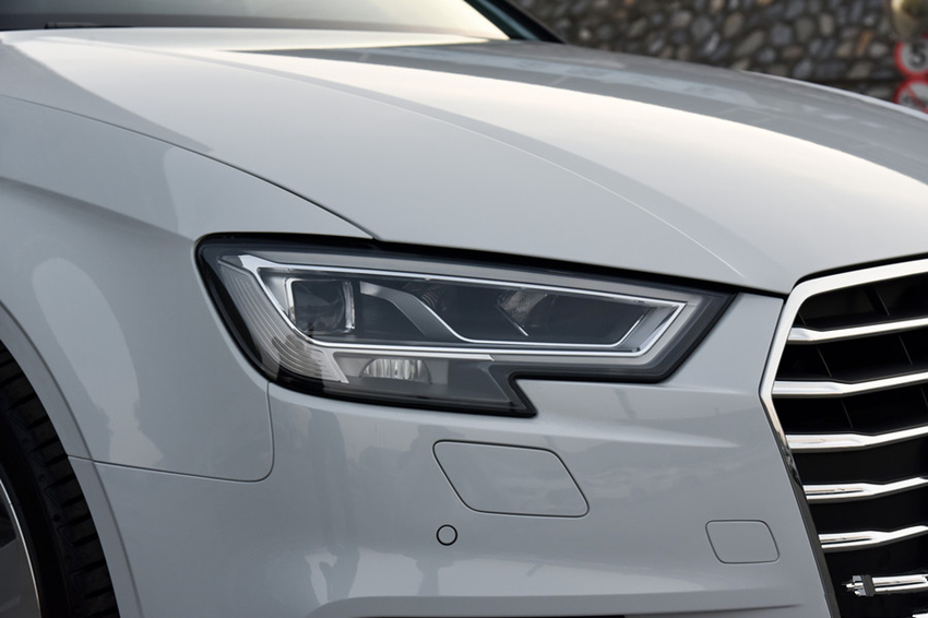 奥迪A3|跌至“亲民价”豪车！比思域还高级，30天卖9687辆，仅售14.5万