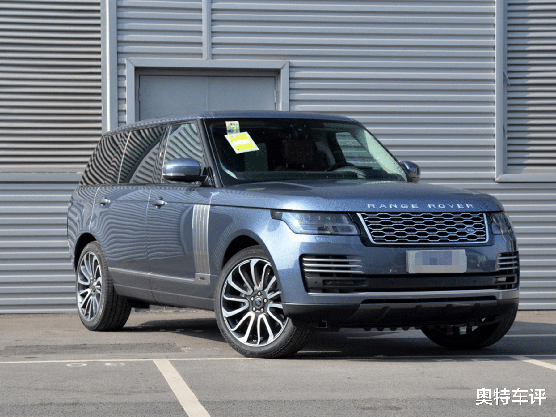 路虎揽胜|路虎打响\价格战\，揽胜一口气降50万，真的是被市场逼得吗？