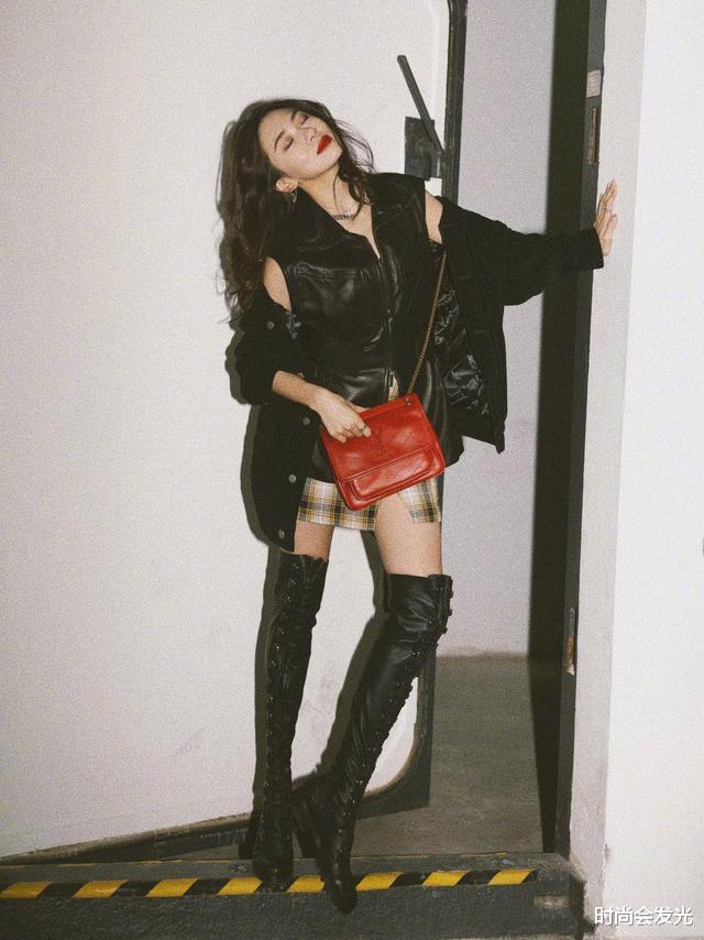 程晓玥■郑恺选择苗苗是必然！比程晓玥大3岁却更显年轻，恋爱结婚两码事