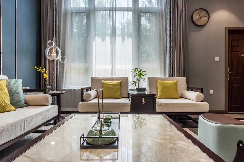 『』现代优雅的别墅，装成新中式风格，静谧舒适、雅致禅意的生活