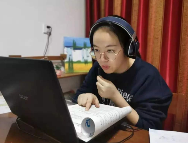 |专家预测高考录取分数线可能会下降，学生高兴之际，却迎来坏消息