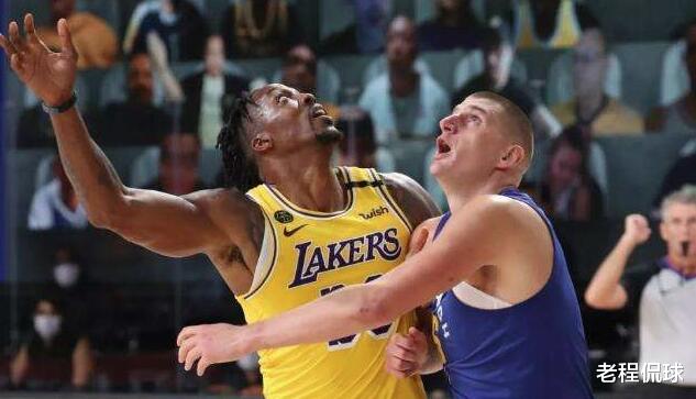 德怀特·霍华德|霍华德首发砍两双，送暴力补扣梦回巅峰，为何湖人末节却弃用他