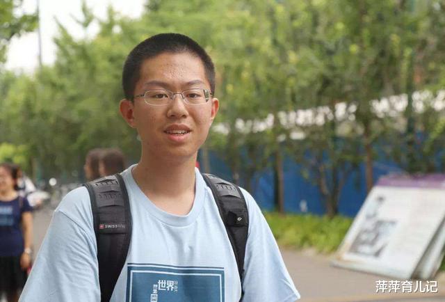 学霸|高考历史上成绩最高的4位学霸,去了哪些大学?如今混得怎样了?