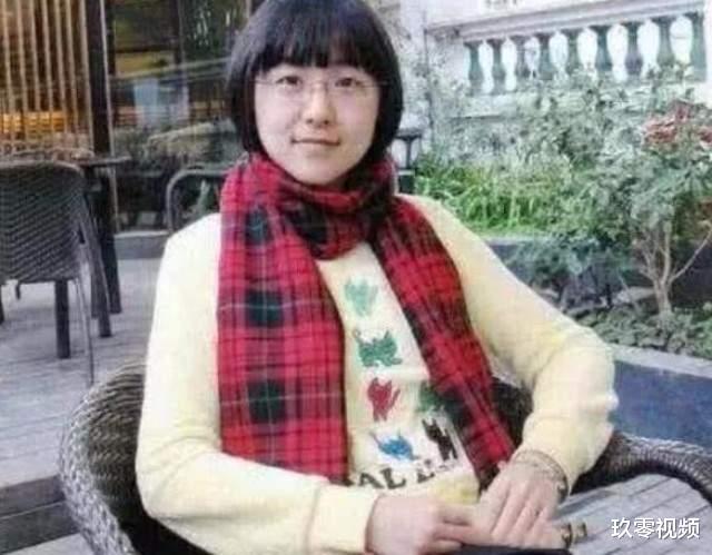 胡歌|为救胡歌当场死亡，成为胡歌一生的痛，以她的名义捐了30所学校