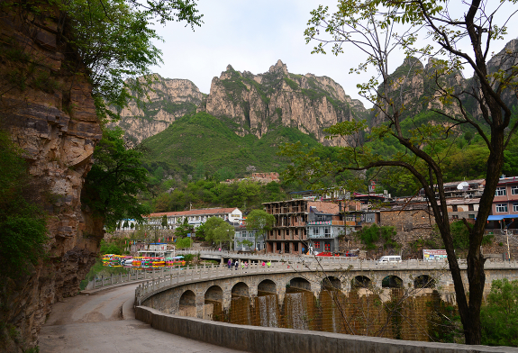 「山西省」中国有个神秘村庄，埋藏“井下”几千年，不通公路少有人发现