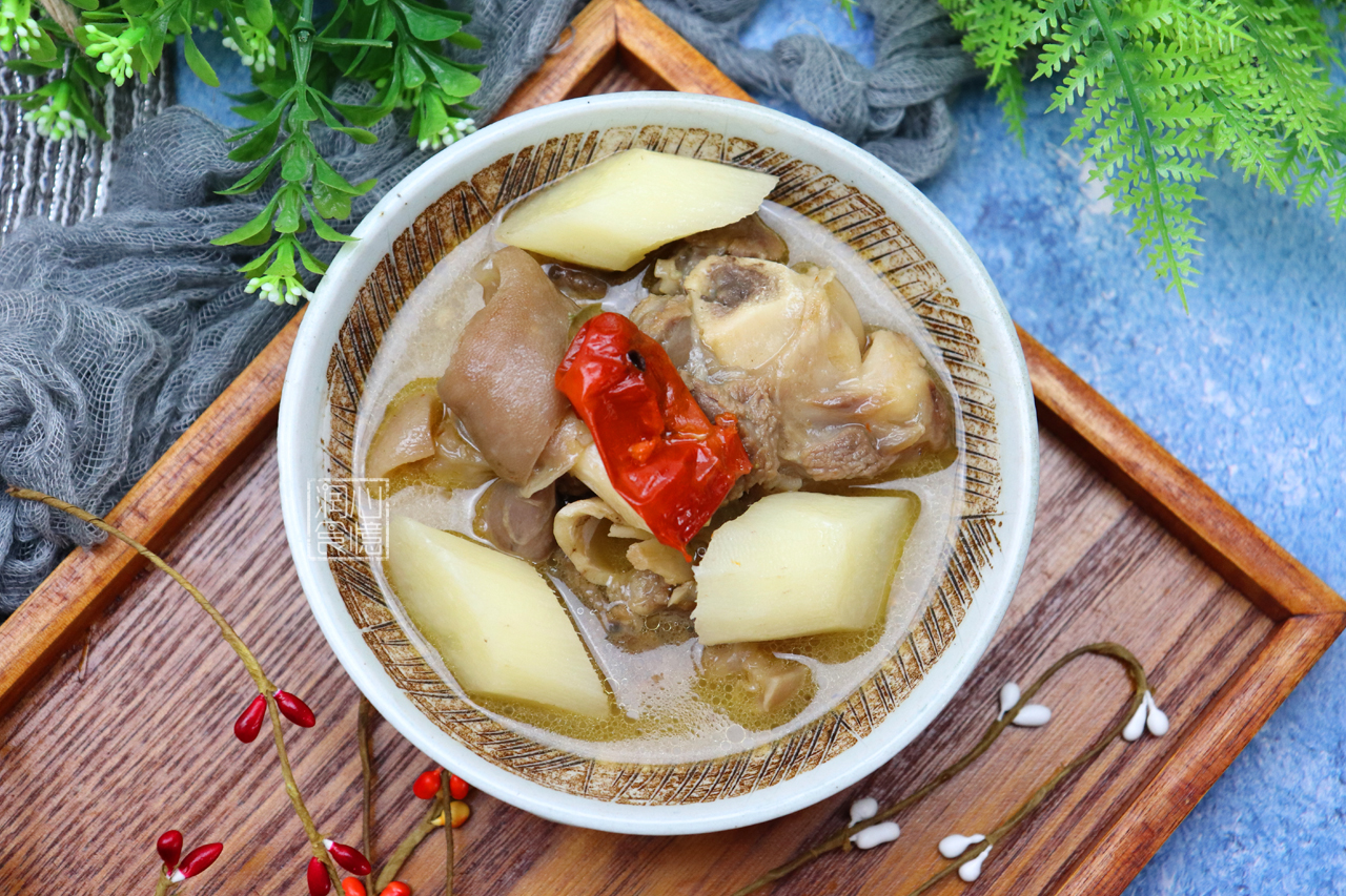 山药|霜降过后，吃鸡肉鱼肉不如吃它，和山药炖汤喝，身子暖和不怕冷