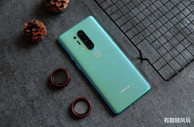 OPPO R|手机圈的\Asics\ 为啥懂手机的都选它？