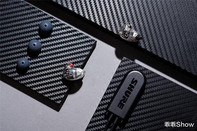 美团|心怀憧憬的继任者 体验舒尔AONIC 4、5