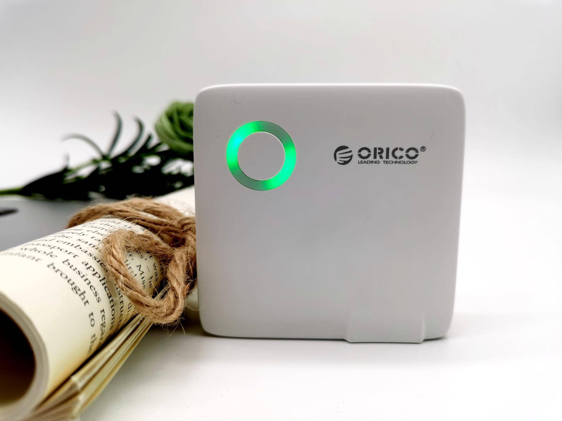 |既是充电器，又是充电宝，出门旅行一个ORICO充电器就够