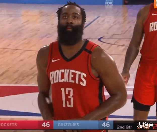 詹姆斯·哈登|威少得新冠后11中2，哈登18+5救火箭，半场结束联合德帅围攻裁判