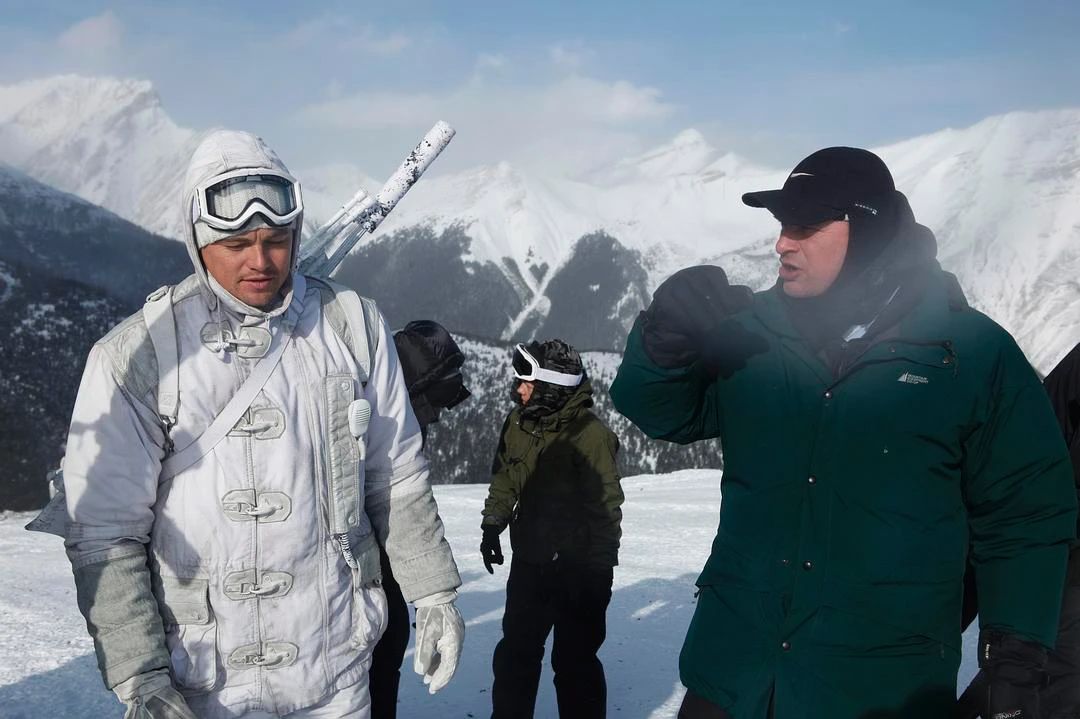 [诺兰]拍啥毁啥！网友对诺兰导演调侃：别拍“毁灭地球”的电影