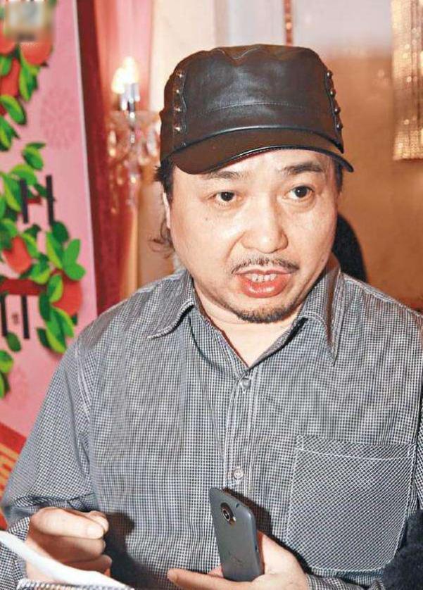 56岁古明华,演齐4部《法证先锋》,为养妻女,常不眠不休工作