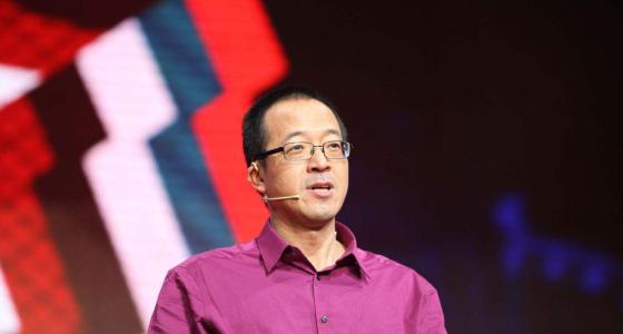 【俞敏洪】新东方俞敏洪的母亲情结：被妈妈逼着三战高考，终于走进北大