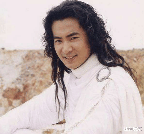 张晋■17年前的童家三兄弟，张晋娶了蔡少芬，其他两位怎么样了？