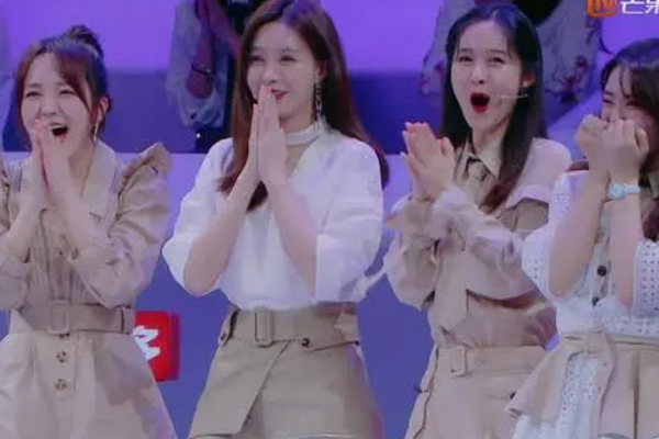 [芒果台]芒果台新综艺真敢拍！手机分组暴露“鱼塘”，听清解释：老海王了