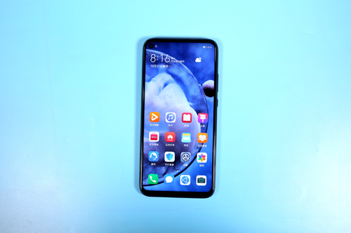 【realme X】手机捡漏王：3款中高端机型如今沦为千元机，价格感人！