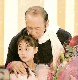 「何鸿燊」赌王何鸿燊家族之“多人运动 ”