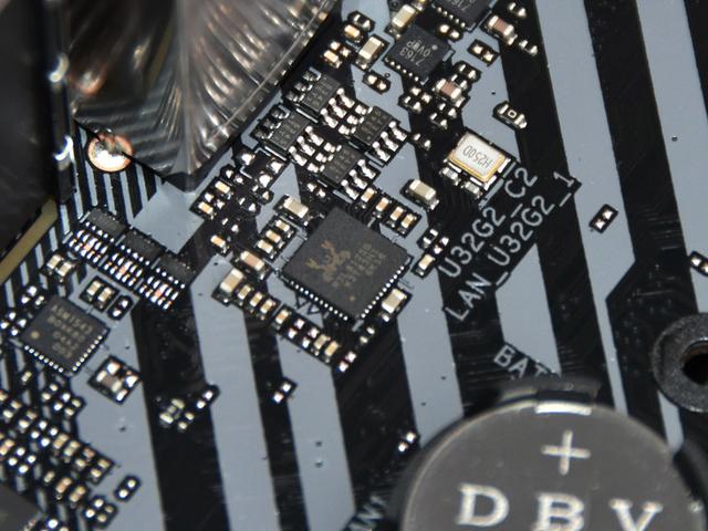 小米科技|超值座驾升级再战！华硕电竞特工B450小板评测